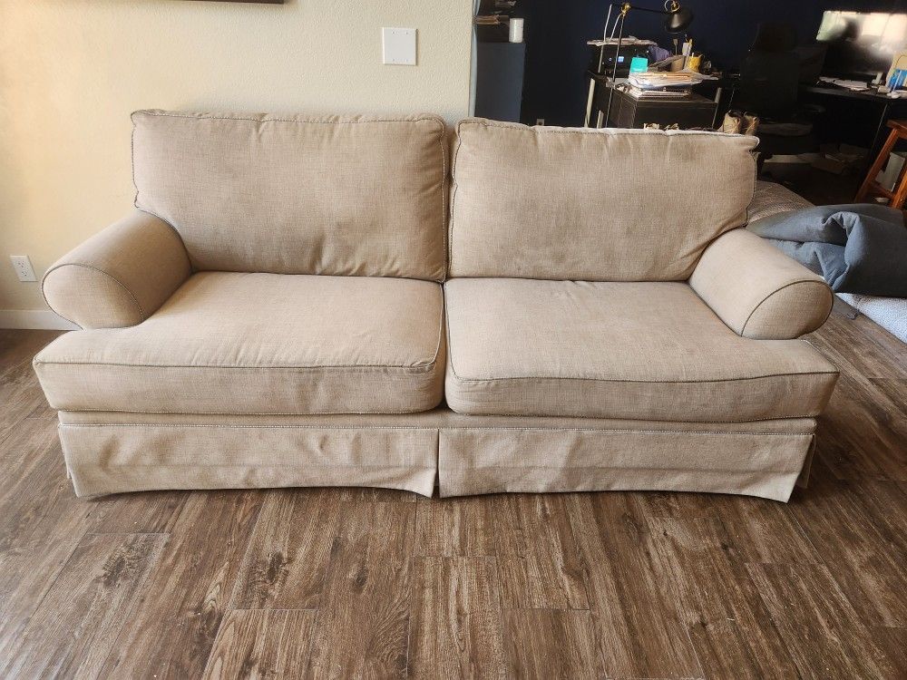 Nautica Linen Sofa