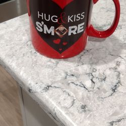 LARGE HERSHEY MUG
