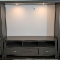 Jofran Scarsdale Entertainment Wall
