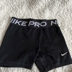 Nike Pros 