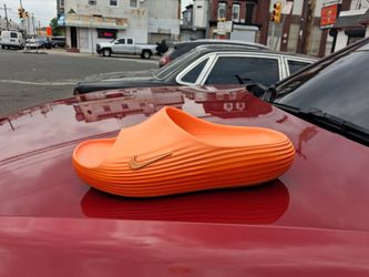 Brand New And Original Men's Nike Sandals Size 12