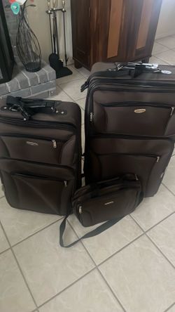 3 piece suitcases