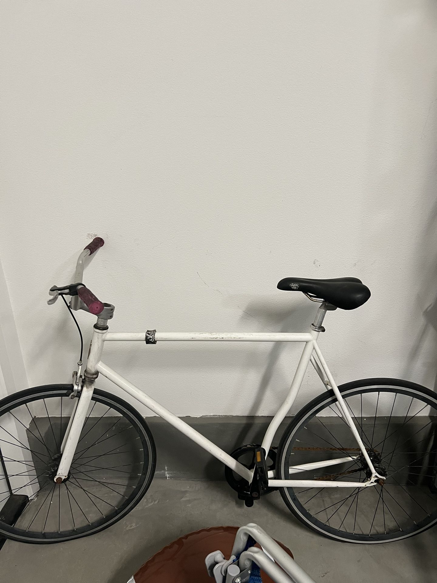 White Fixie bike