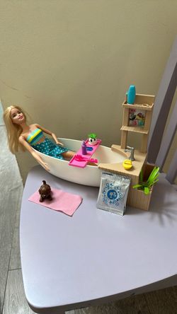 Barbie Fizzy Bath Doll & Playset