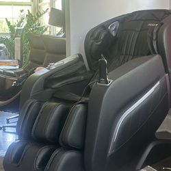 Brand New Massage Chair 