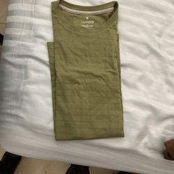 Islander Shirt Green Size L