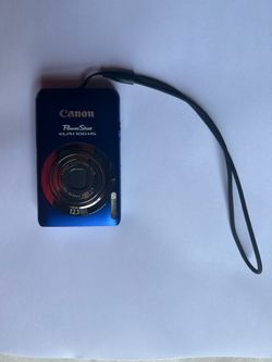 Canon PowerShot ELPH 100 HS Digital Camera Bundle (Blue