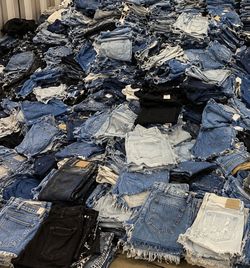 Huge yard sale - Hundreds of women’s jeans and Jean shorts