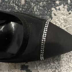 Dana Buchman Heels
