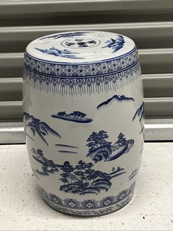 Chinoiserie Blue and White Porcelain Garden Stool 17.5”