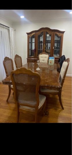 Dining room set