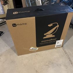 4 Moms Mamaroo Baby Swing
