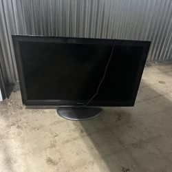 Televisor Panasonic LCD – Buen estado / Panasonic LCD TV
