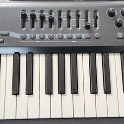 M Audio Keyboard Axiom 49