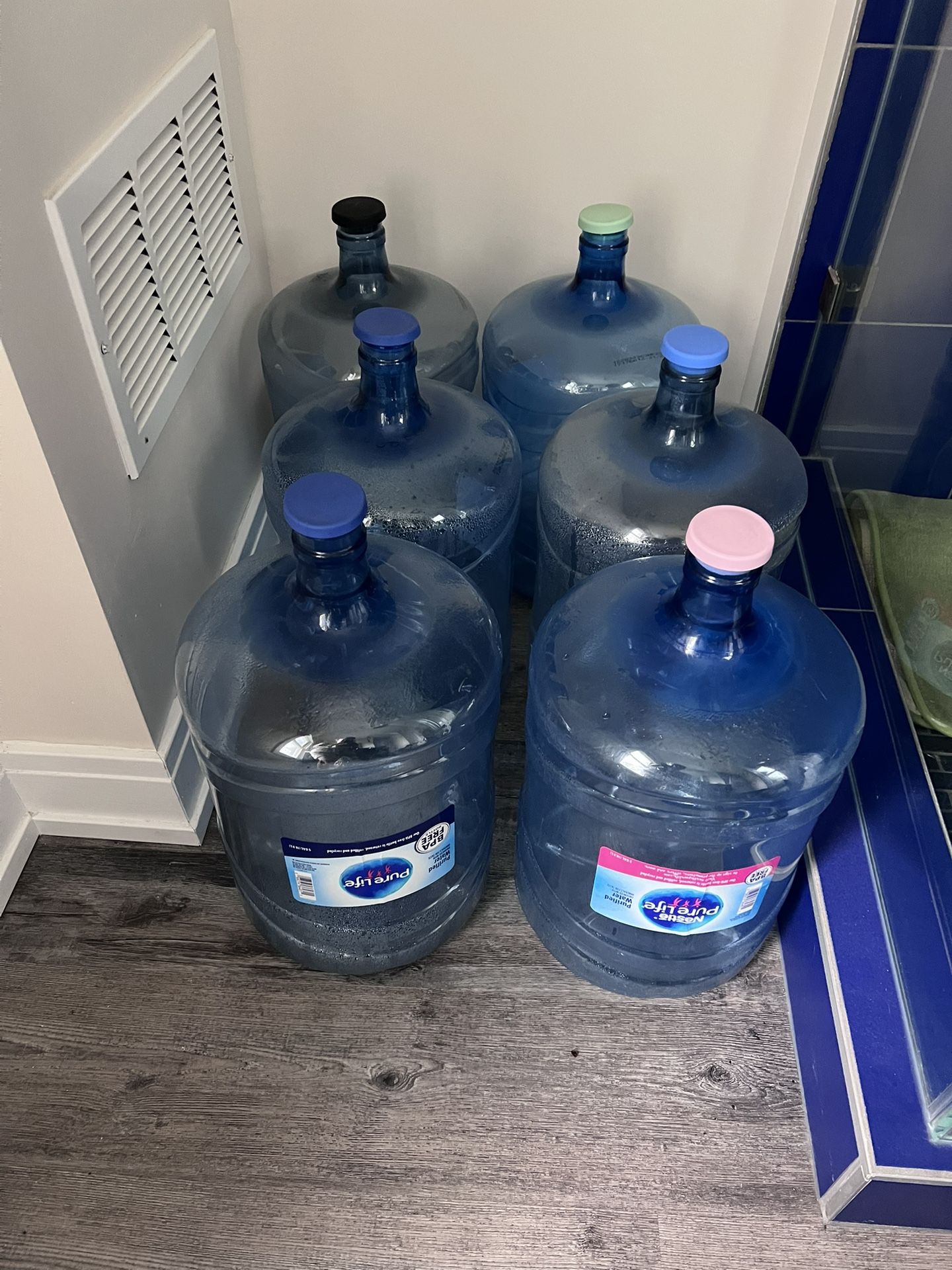 5 Gallon Water Containers