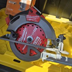 Milwaukee Circular Saw.  Tool Only No Discounts