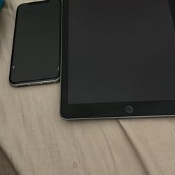 iPhone 11 lavender /ipad 6th generation