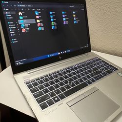 Touch screen HP laptop. Full keyboard. Core i7. 16GB RAM. Microsoft Office included.