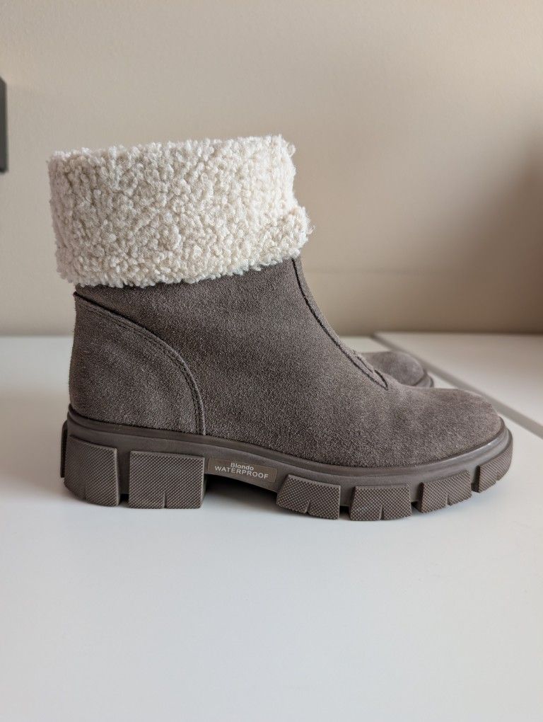 Blondo Ankle Boots for Women, Waterproof Suede Boots with Cream Fur Cuff - Size 7.5