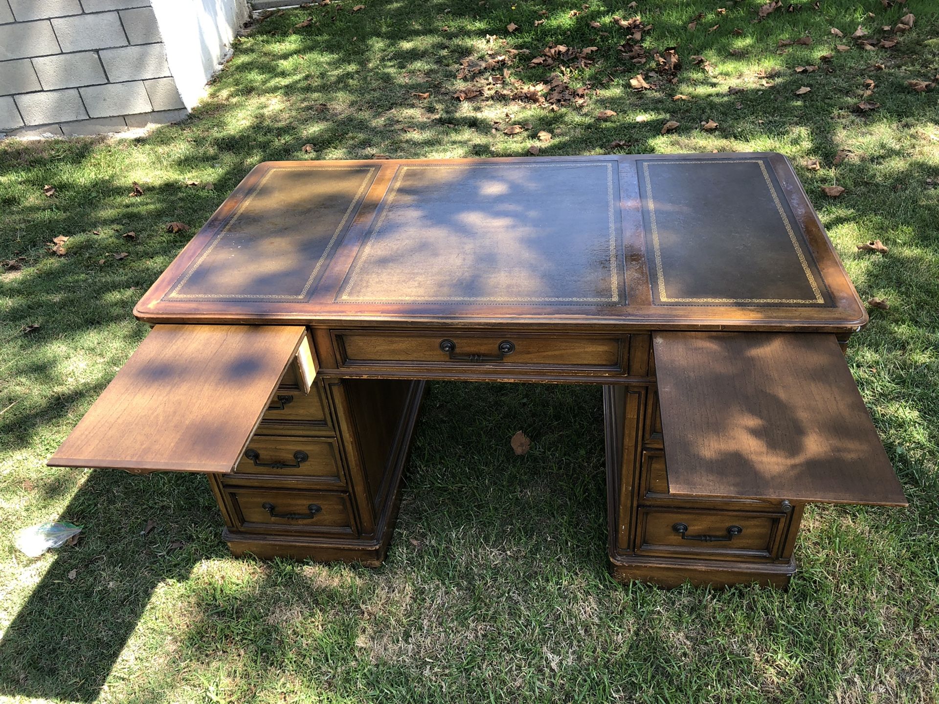 Sligh Furniture wood desk