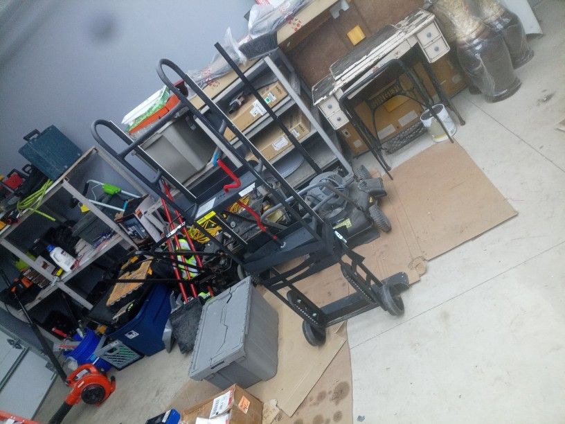 Milwaukee Heavy Duty Dolly New