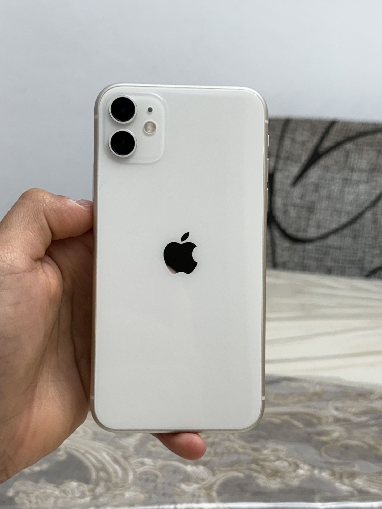 Apple iPhone 11 64Gb