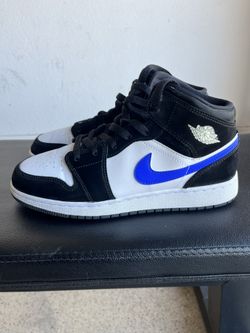 Air Jordan 1 Mid Black Racer Blue