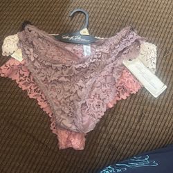 Brand New 3 Pack Women’s Panties 