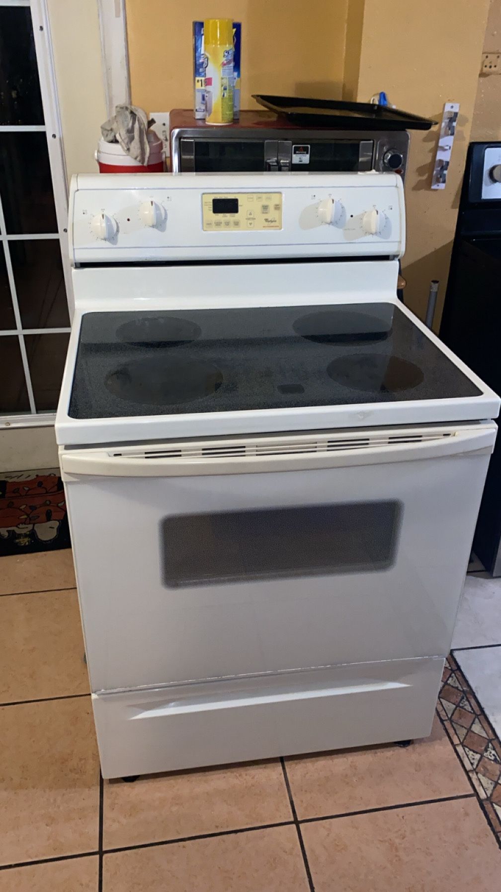 Whirlpool Glass Top Stove With Self Cleaning Oven
