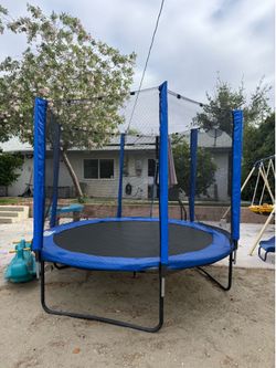 Trampoline 8ft