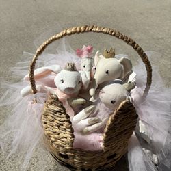Easter Basket With Adorable Plush Dolls