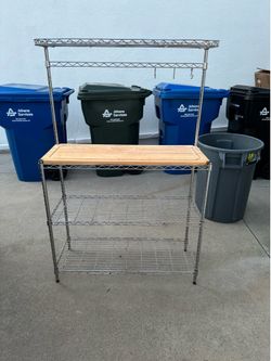 Free kitchen bakers rack