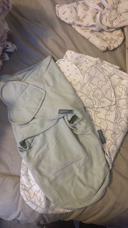 Swaddle me swaddles