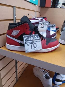 Air Jordan 1 Mid Sneakers Size 10.5