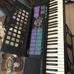 Yamaha PSR-185- Used In Original Box- Musical Keyboard