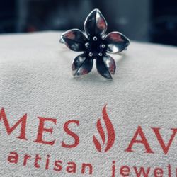 James Avery Retired Amethyst Flower Ring 9.5