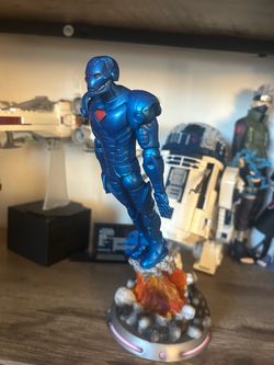 Marvel select iron man