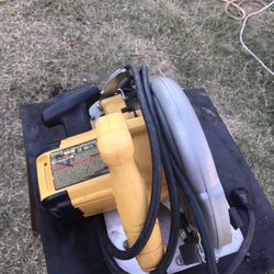 Dewalt Circular Saw