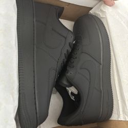 Black Af1 75$ Pickup Today Only✅