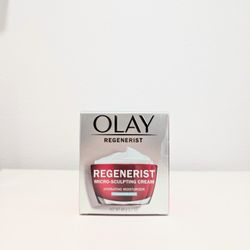 Olay Regenerist Face Moisturizer Micro-sculpting Cream, Fragrance Free, 1.7oz