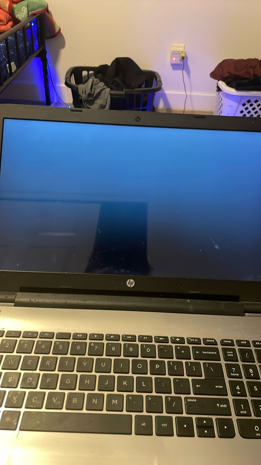 Hp Laptop With Charger Needs Battery