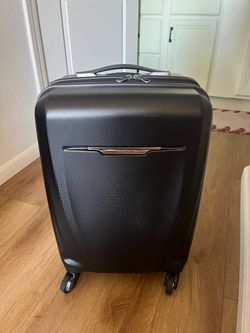 Samsonite Carry On Suitcase