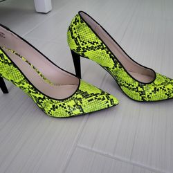 Womens Heels Size 7.5