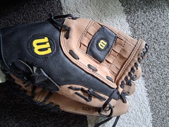Wilson Ball Glove 