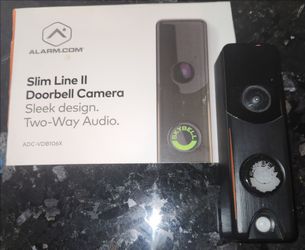 Doorbell camera (https://offerup.com/redirect/?o=QWxhcm0uY29t & ADT)