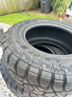 33x12.5r18 Landcaster