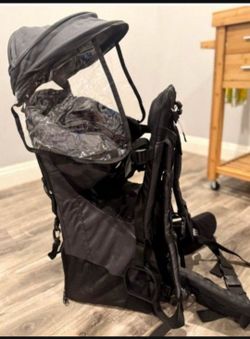 CHILD HIKING CARRIER