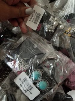 Box of misc papa jewelry lot of over 80 pcs