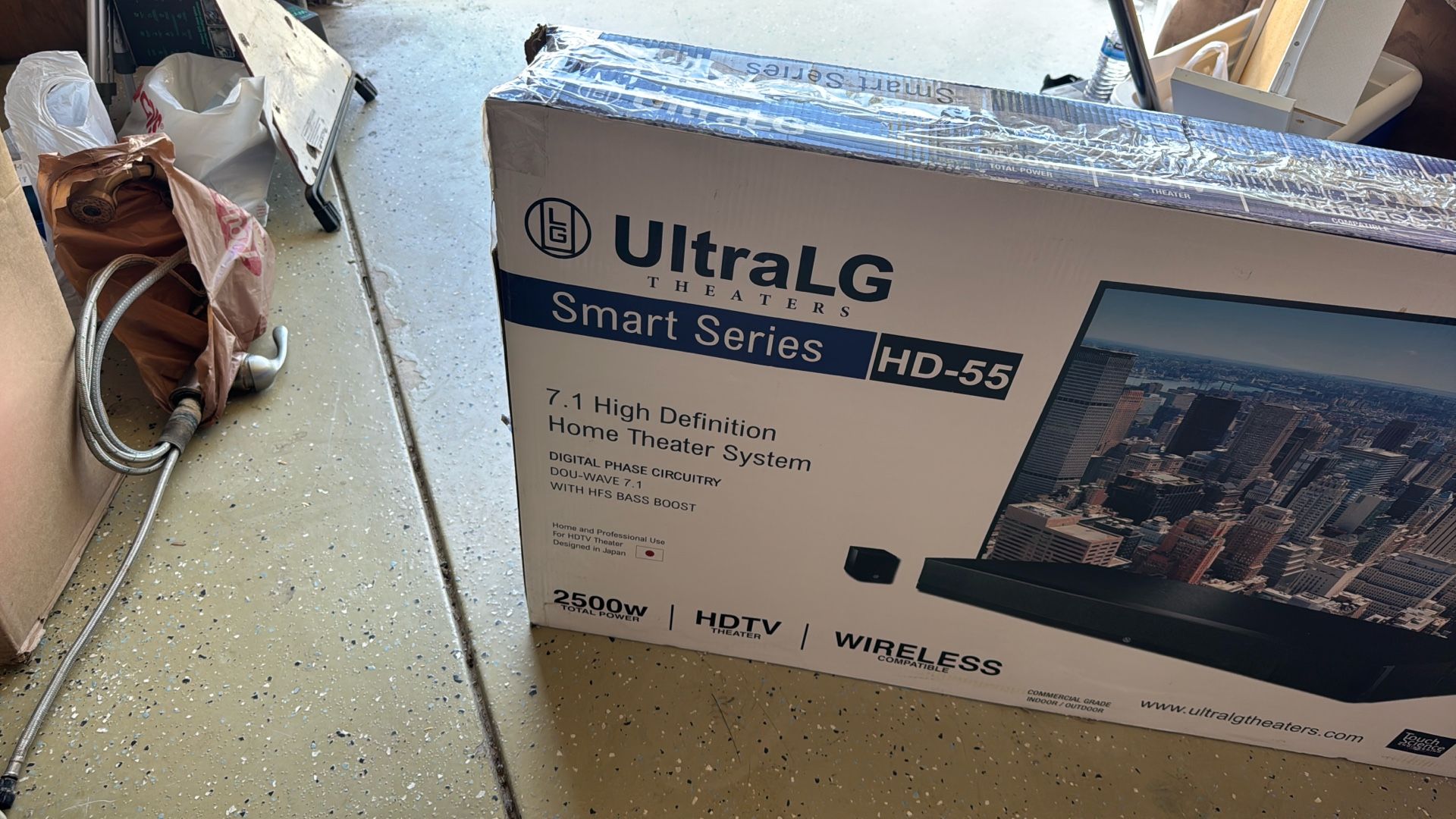 Ultra Lg Home theatre system TV