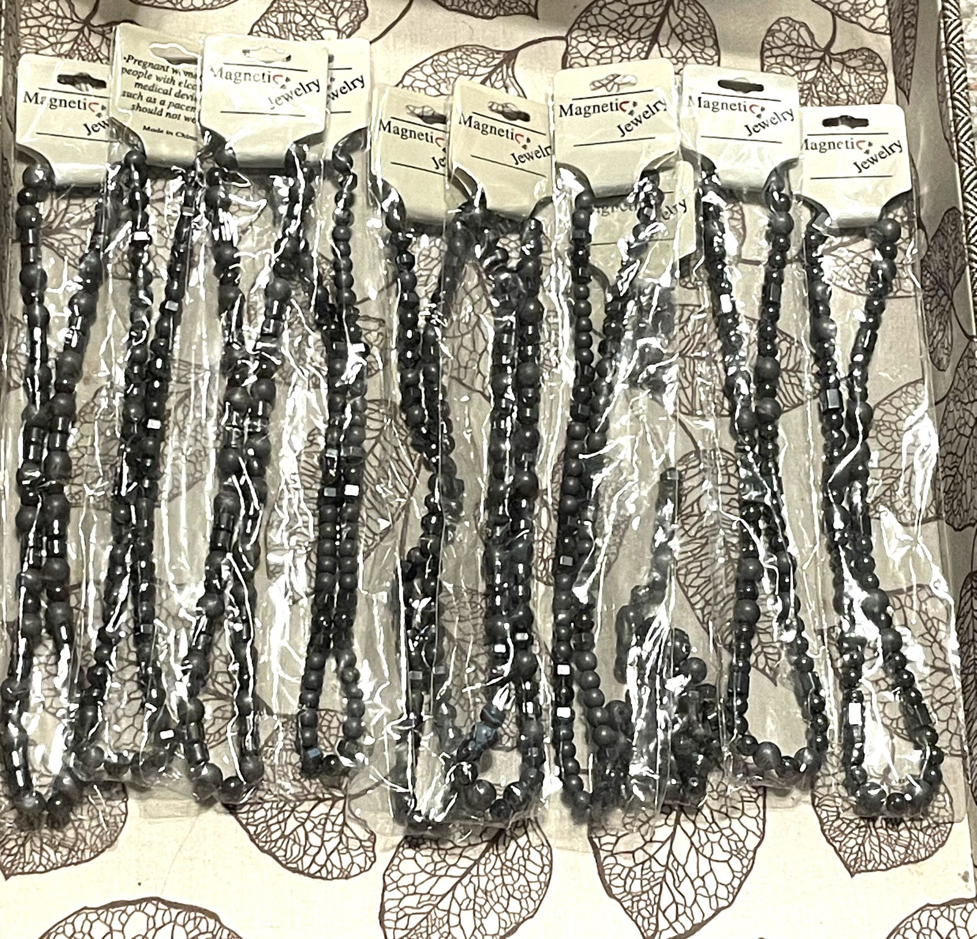 10 Magnetic Necklaces